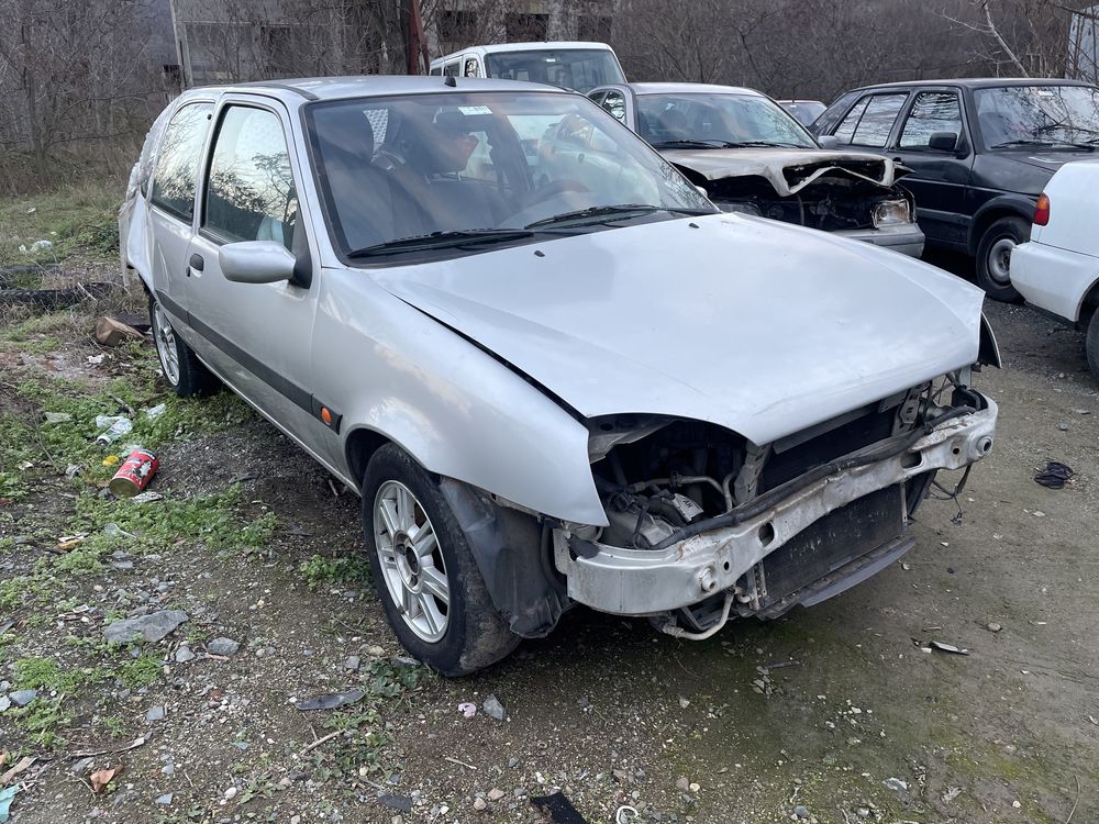 Ford Fiesta V 1.25 16v ztec 75кс 2000г На части