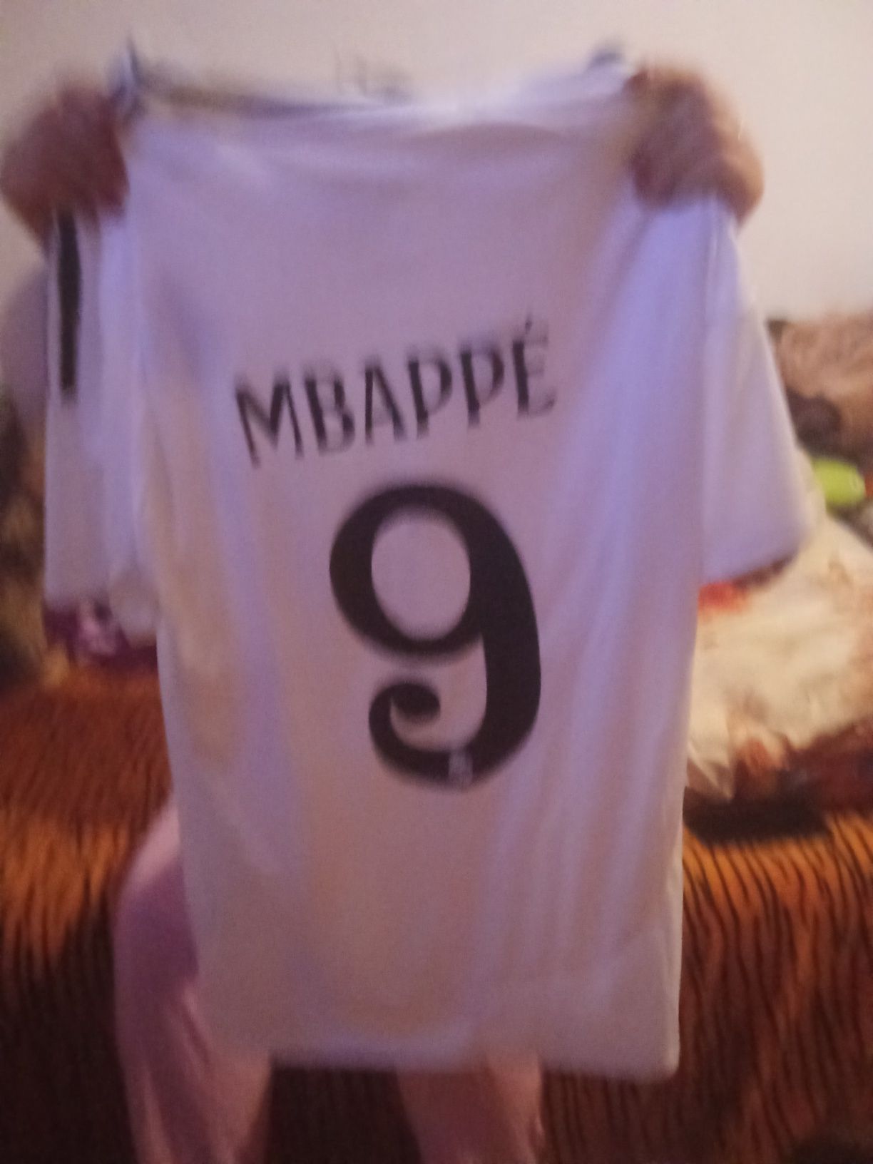 TRICOU Mbappe Fara eticheta mărimea Xes