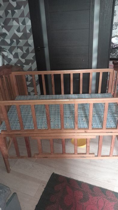 Отдам детскую кроватку