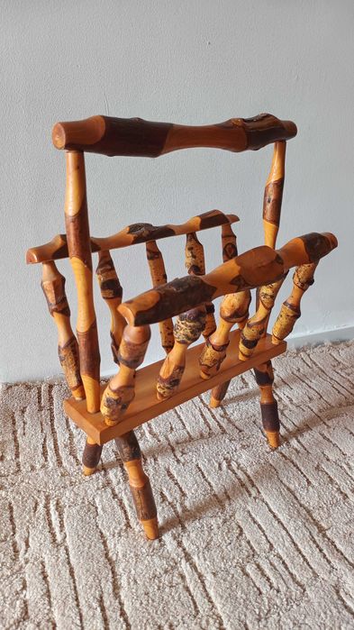 Suport rustic din lemn