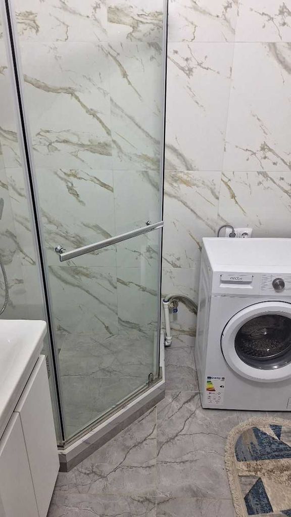 Дава се под наем Двустаен апартамент в София, Полигона - 54 кв.м за 375 € - Снимка #3