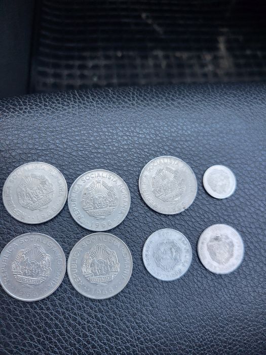 vand monede Eclipsa 1999 noi, 3 lei 1966, 25 bani 1982, 5 bani 1966