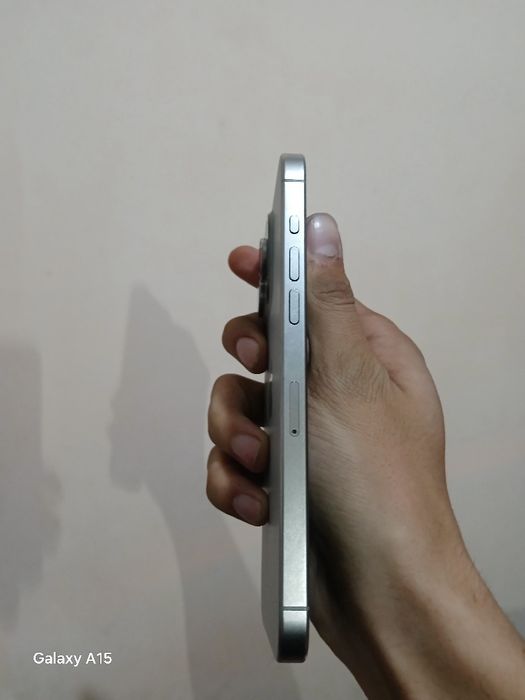 iPhone 15 pro max ideal