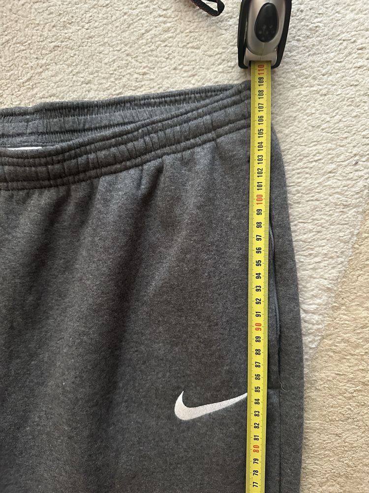 Nike Долнище/Анцуг