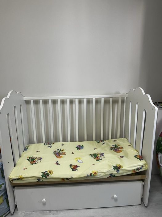 Манеж с матрасом