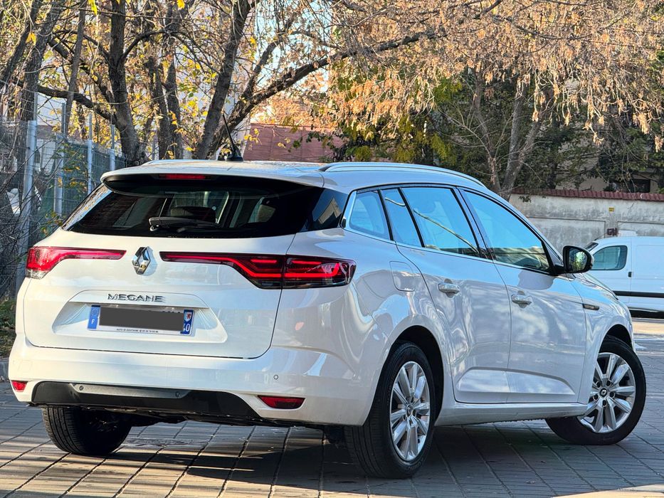 Renault Megane 4 // 2022 Euro 6 // 1.5 DCI 116 cp