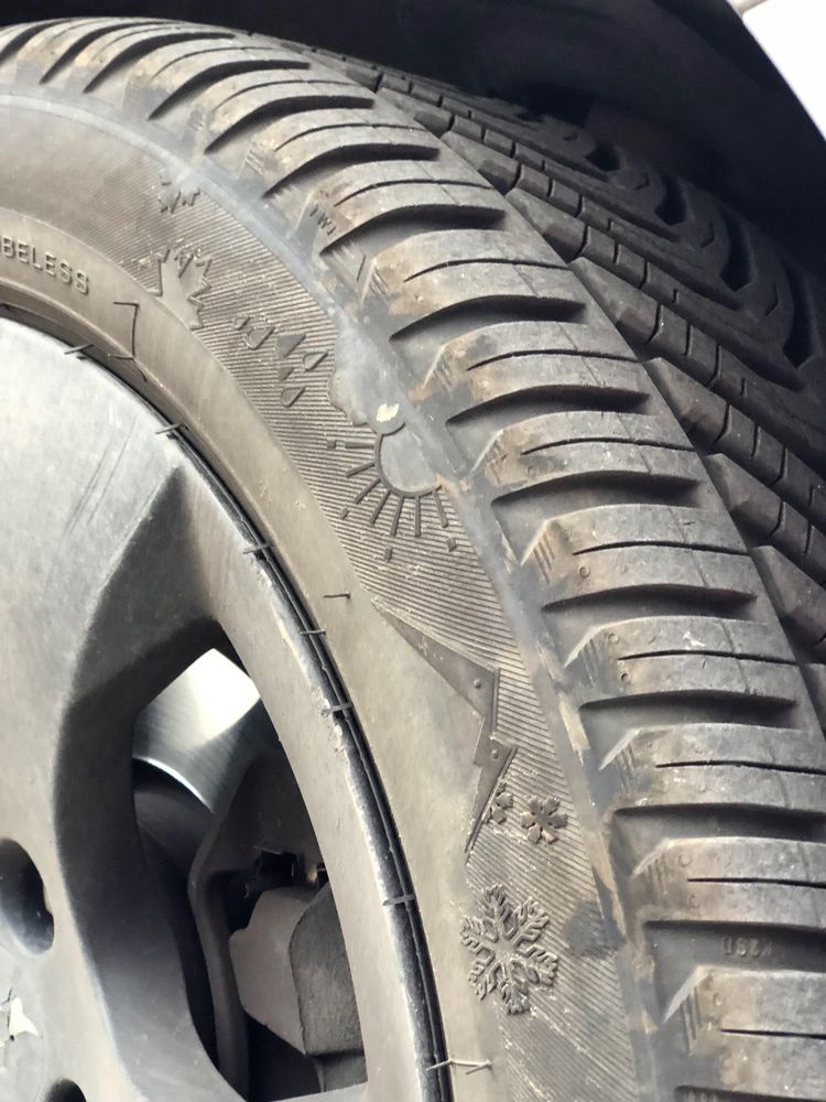Пежо Peugeot 3008 1,6HDI