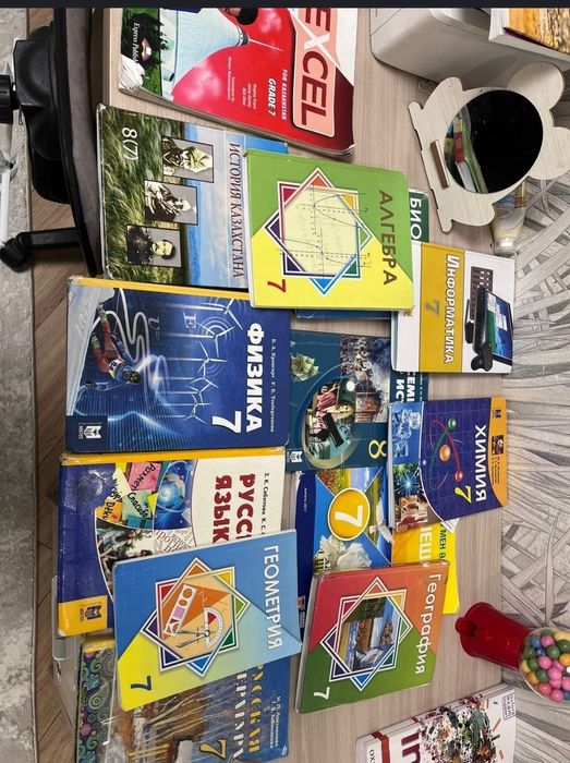 Продам книги 6,7 аламс по 1000 тенге