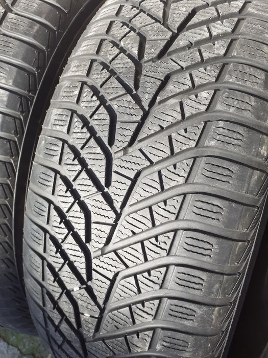 265/65/17,yokahama,8-9mm,dot 4216