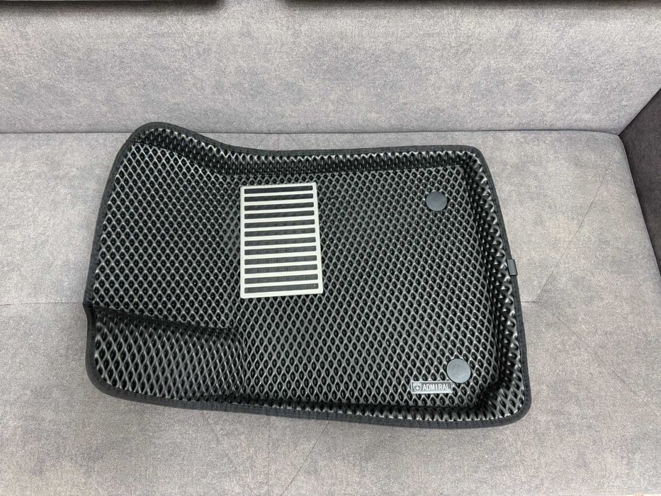 Продам оригинальные коврики на Chevrolet Cobalt — быстро и без торга