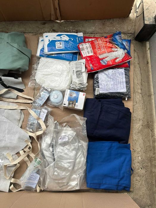 Bocanci salopete combinezon costum vopsitor manusi ham masti filtre