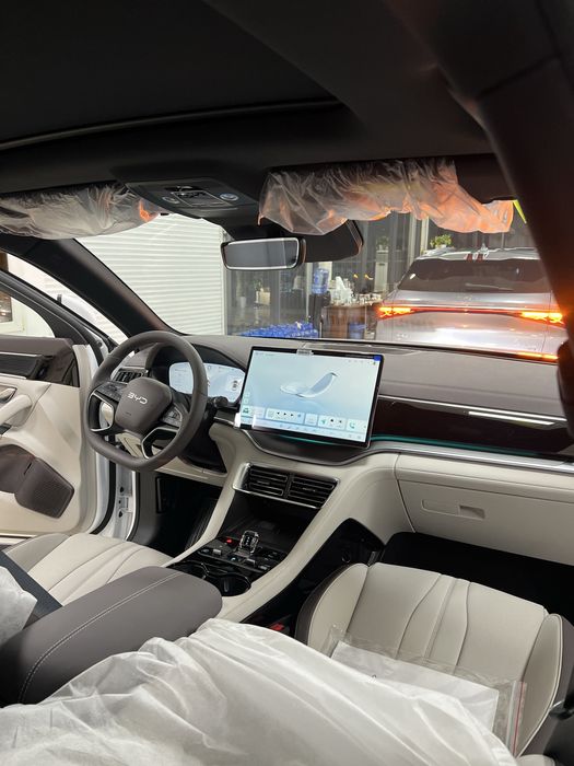 BYD Song Chempion 2026 Smart Rusificatsiya