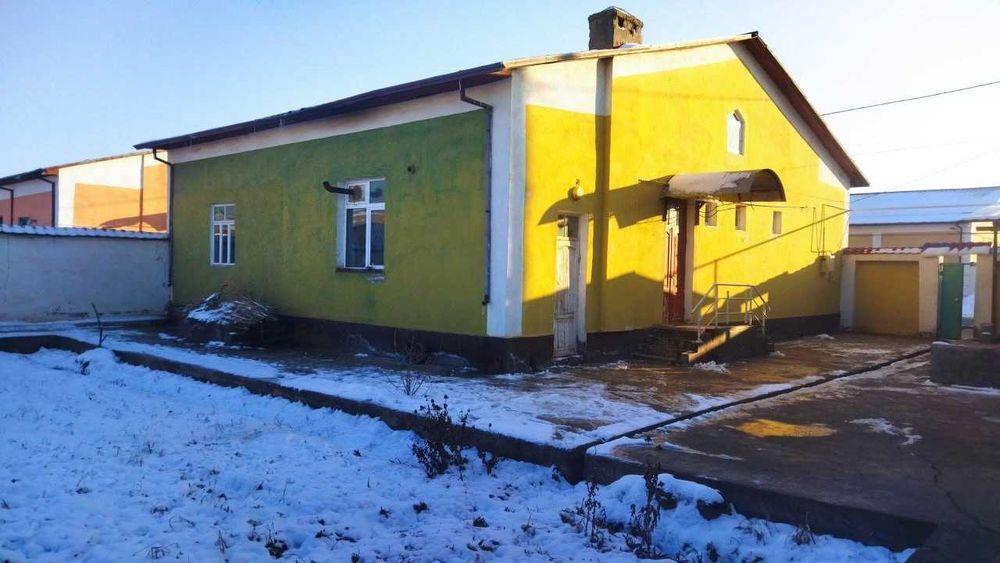 ТЕЗДА КОТТЕДЖ СОТИЛАДИ. Нархи келишилади. Манзил Гузор Мустакиллик.