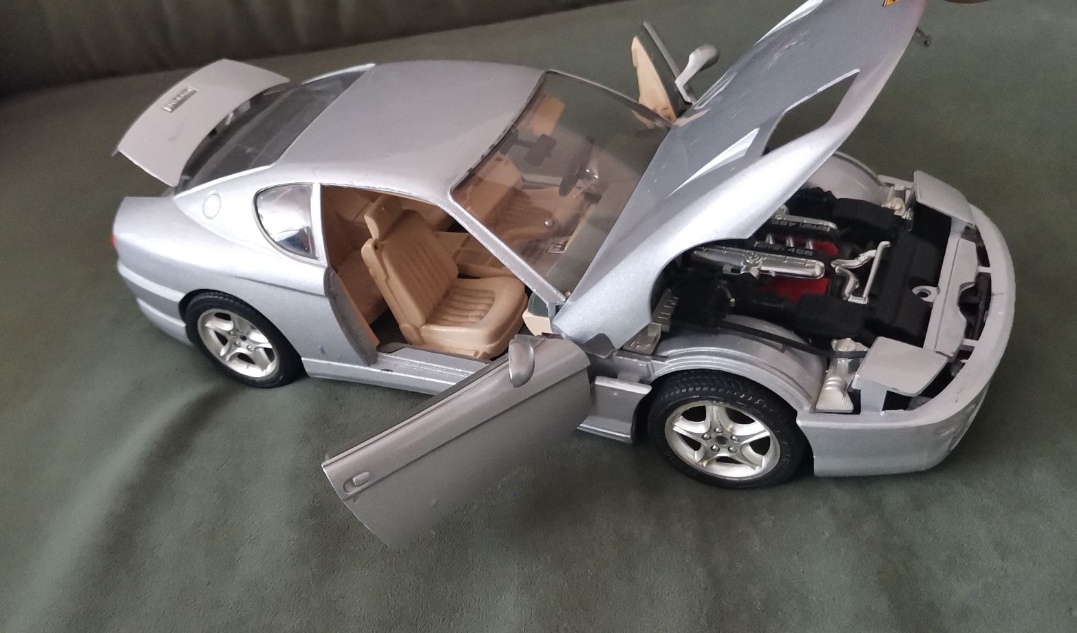 Machetă metalica de colecție Ferrari 456 GT 1:18 Burago