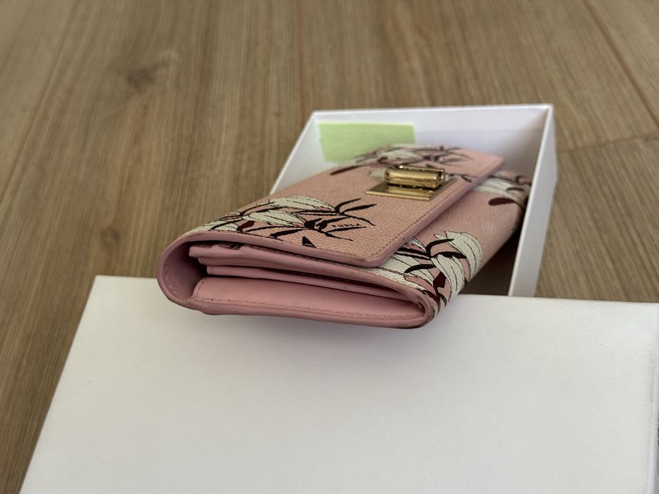 Portofel Furla 1927 XL bi-fold roz cu motive florale original