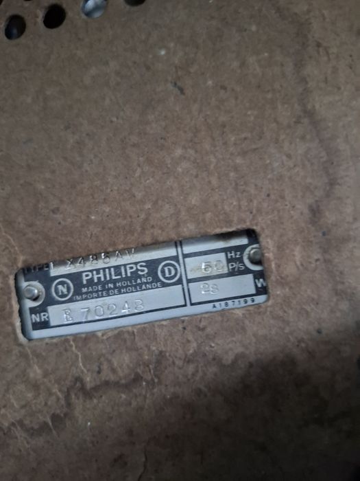 Radio Philips vechi 1940 model B X485AV