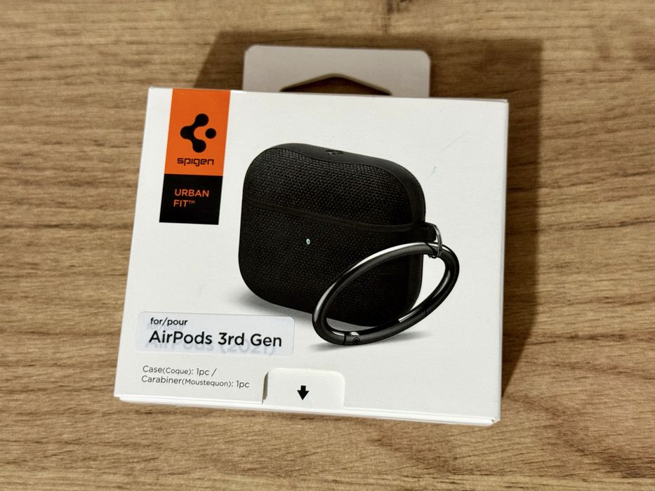 Чехол Spigen Urban Fit для Airpods 3