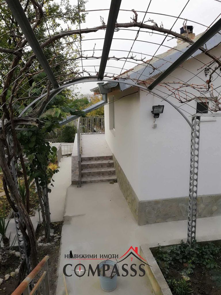 Продава се Къща в Балчик - 80 кв.м за 1325 €/кв.м - Снимка #1