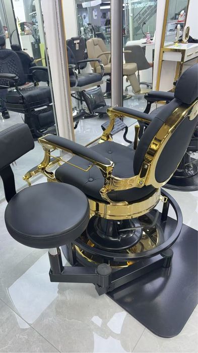 Scaun frizerie frizer rotativ in jurul clientului