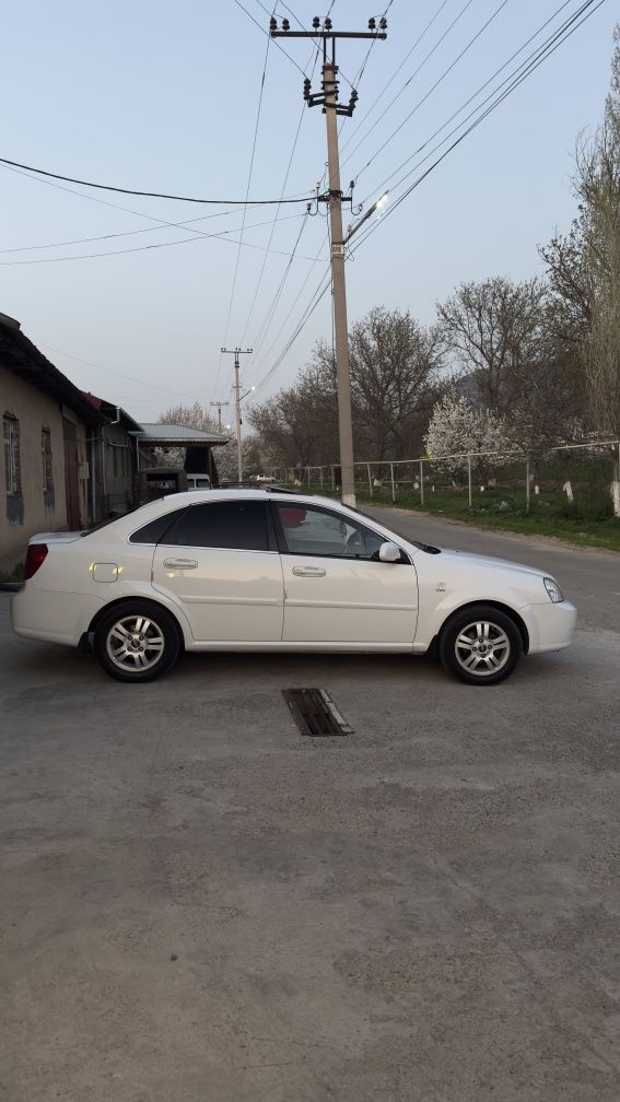 Lasetti 1,6 mator xolati yaxshi kelishamiz