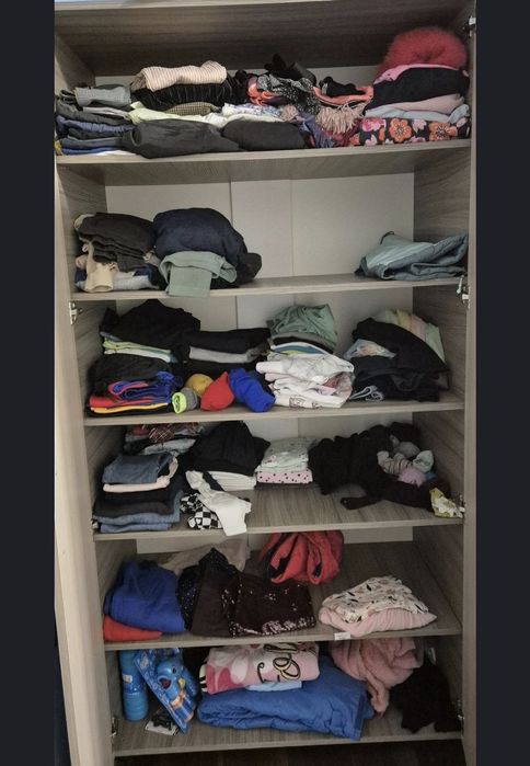 Vand mobila dormitor