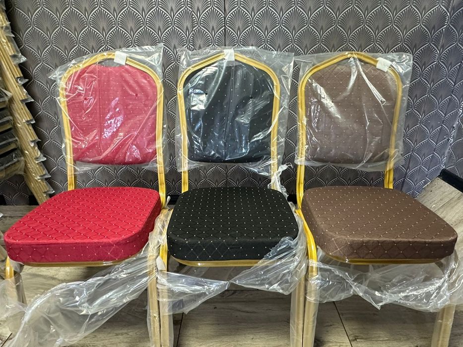 Scaune noi de evenimente, biserici, restaurante, hoteluri, etc