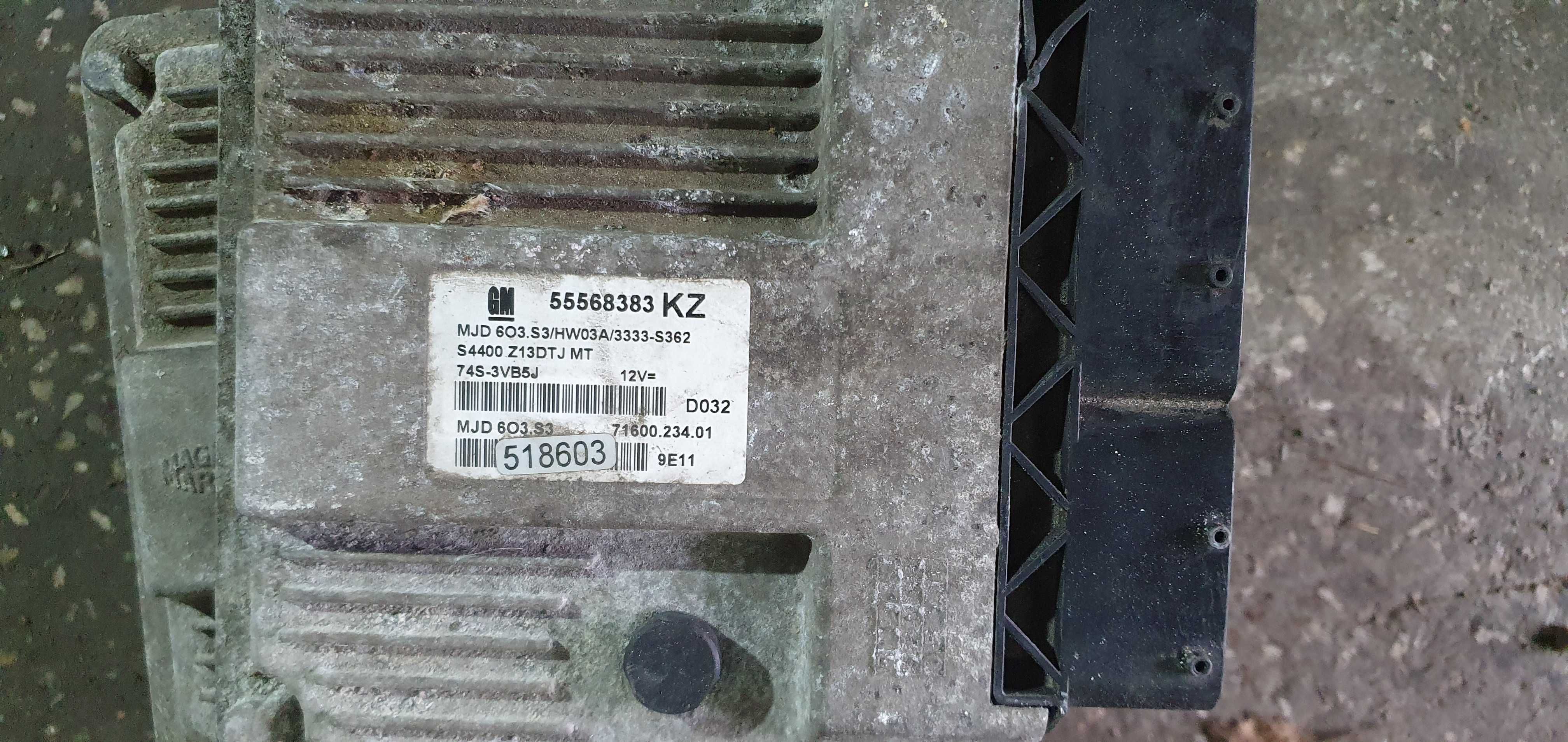 Calculator motor ecu Opel Corsa D 1.3CDTI Z13DTJ 55568383 KZ