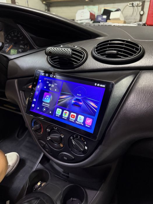 Navigatie Android Ford Focus MK1 Carplay Android Auto Camera Marsarier