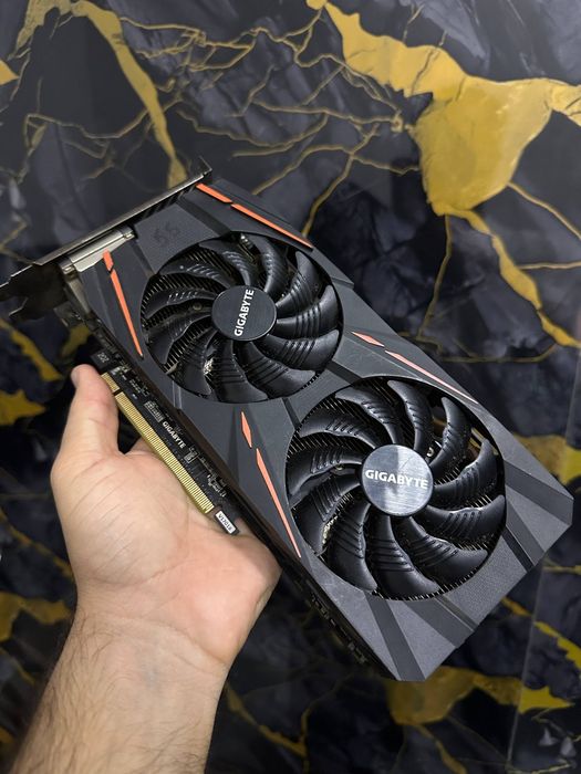 RX570 4 GB холати идеал 8 pin