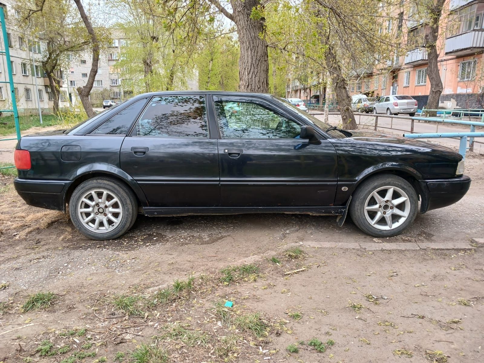 Ауди 80 в4 в хорошем тех состояний