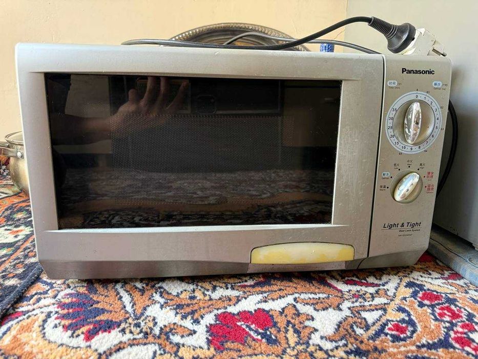 Продам микроволновку Panasonic