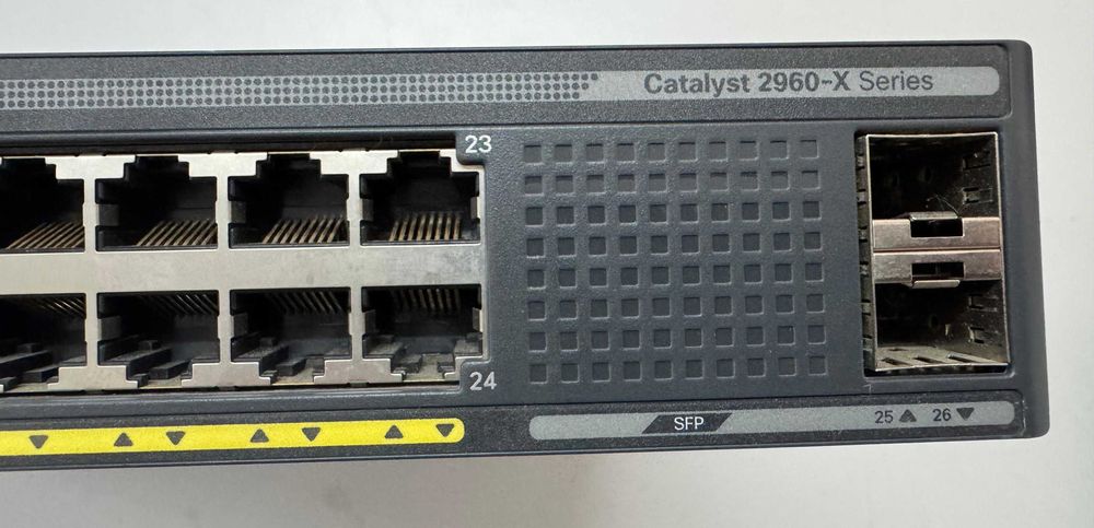 Коммутатор Cisco Catalyst WS-C2960X-24TS-LL