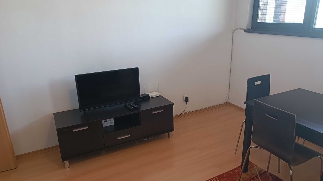 Дава се под наем Двустаен апартамент в Банско - 53 кв.м за 204 € - Снимка #1