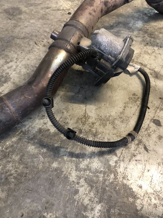 clapeta evacuare  volkswagen golf 7 2.0 2014