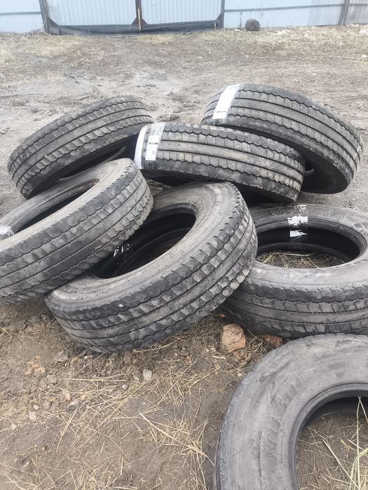 Продам резину на КамАЗ