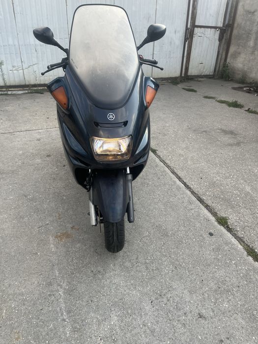 Yamaha majesty 250