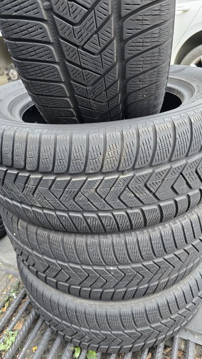 4 anvelope iarnă Pirelli 255/55/19
