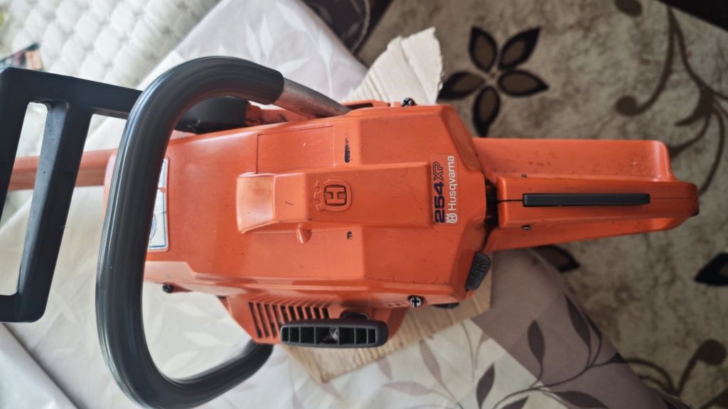HUSQVARNA(Хускварна )254XP professionall