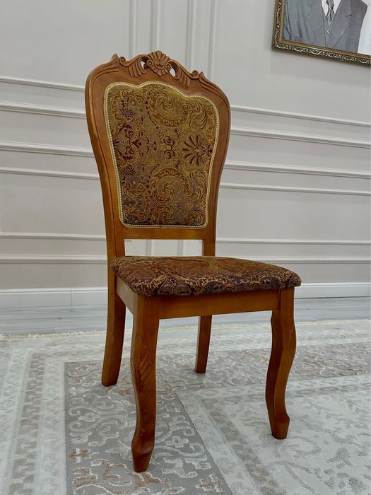 Продаётся комплект кухонных стульев, 15 штук, недорого