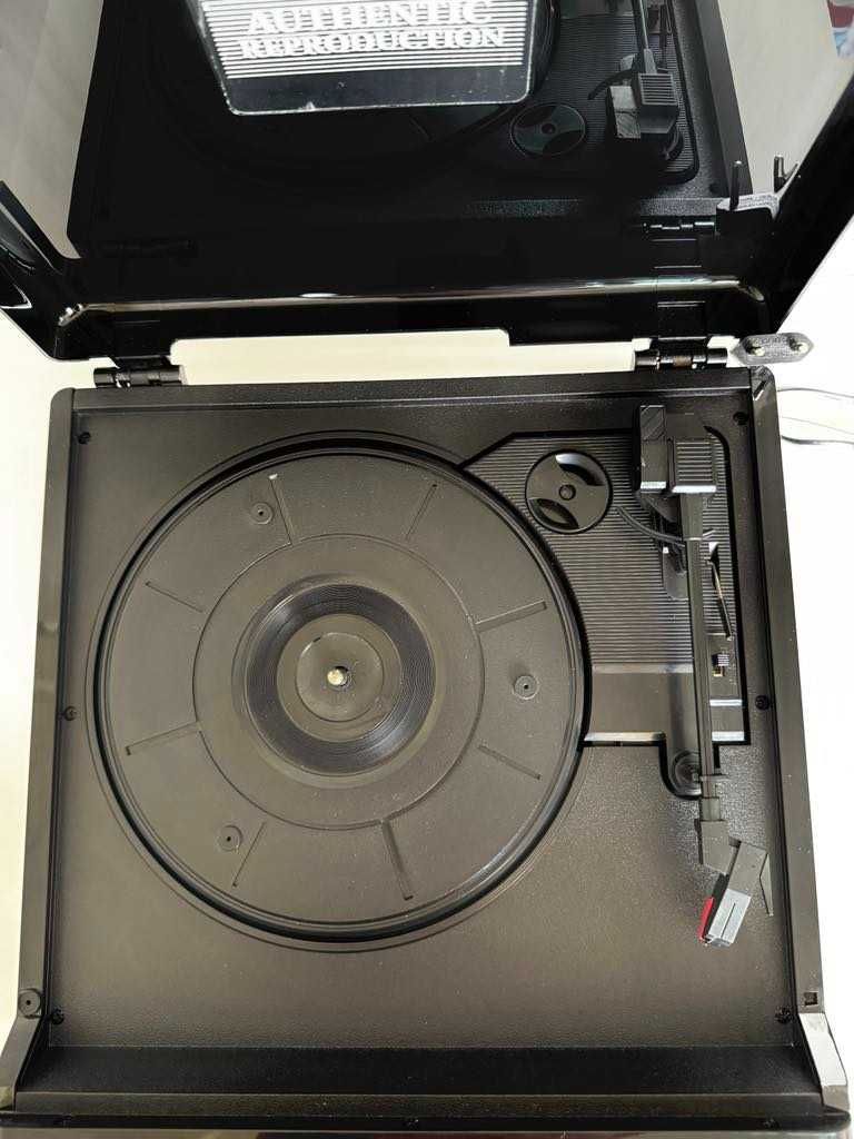 Ретро стил грамофон с FM радио и USB