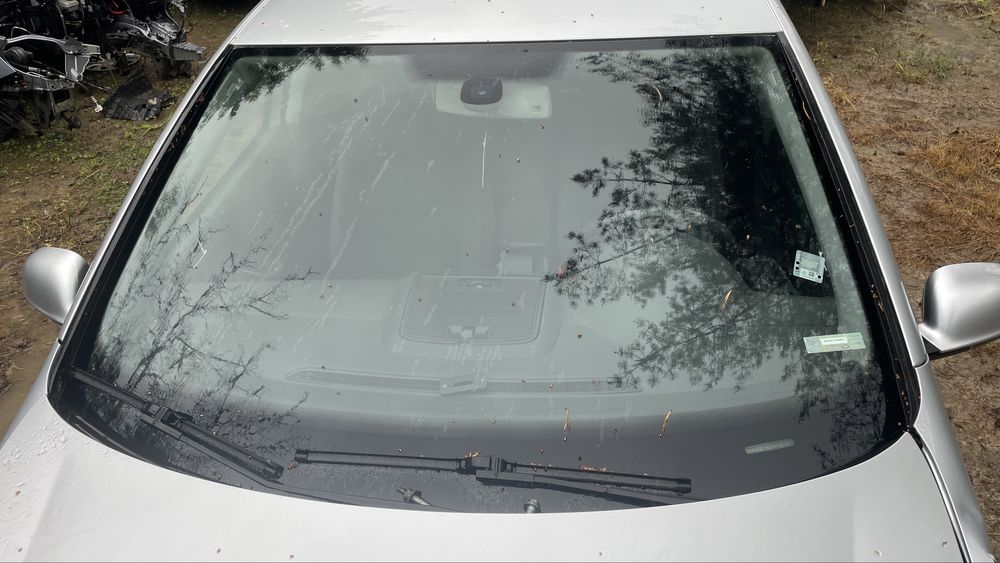 Челно стъкло VW Golf 5 Голф 5