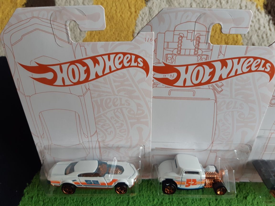 Hot Wheels set 6  piesede colectie