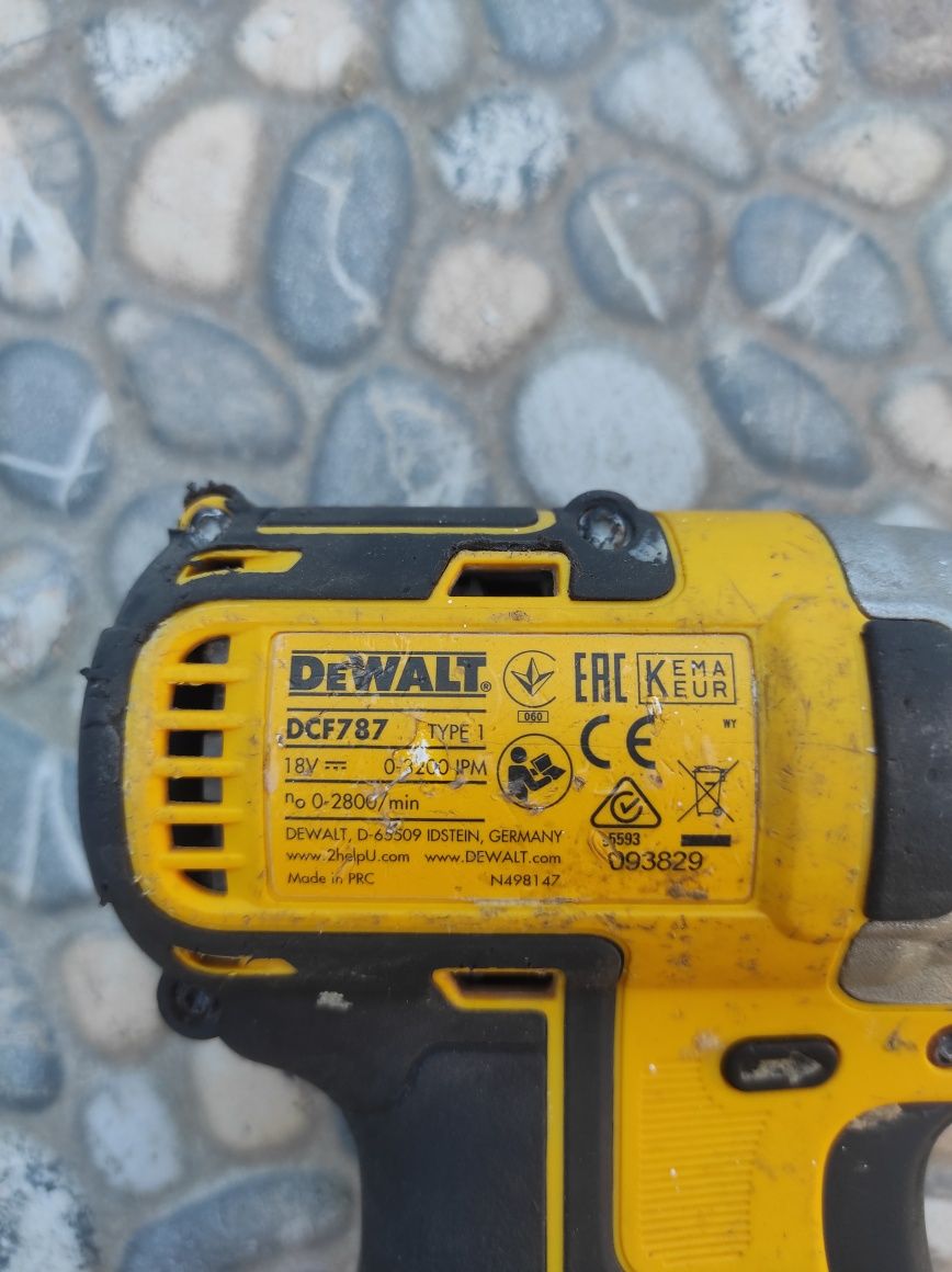 Impact dewalt DCF 787