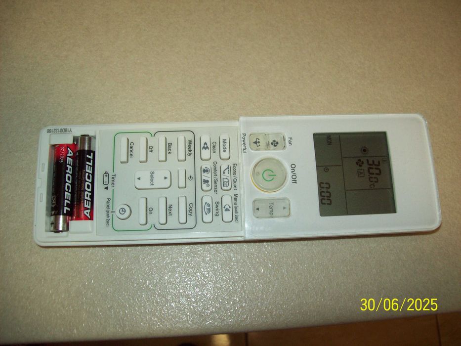 Telecomanda originala aer conditionat DAIKIN ARC466A58