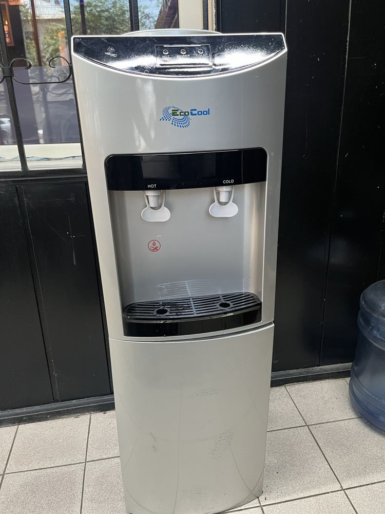 Продам кулер для воды EcoCool Состояние хорошее, работает отличн