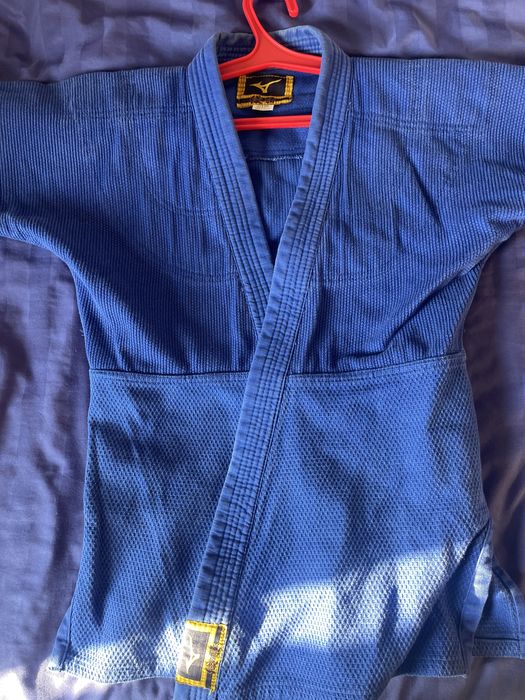 Продаю кимоно дзюдо, бренд мизуно