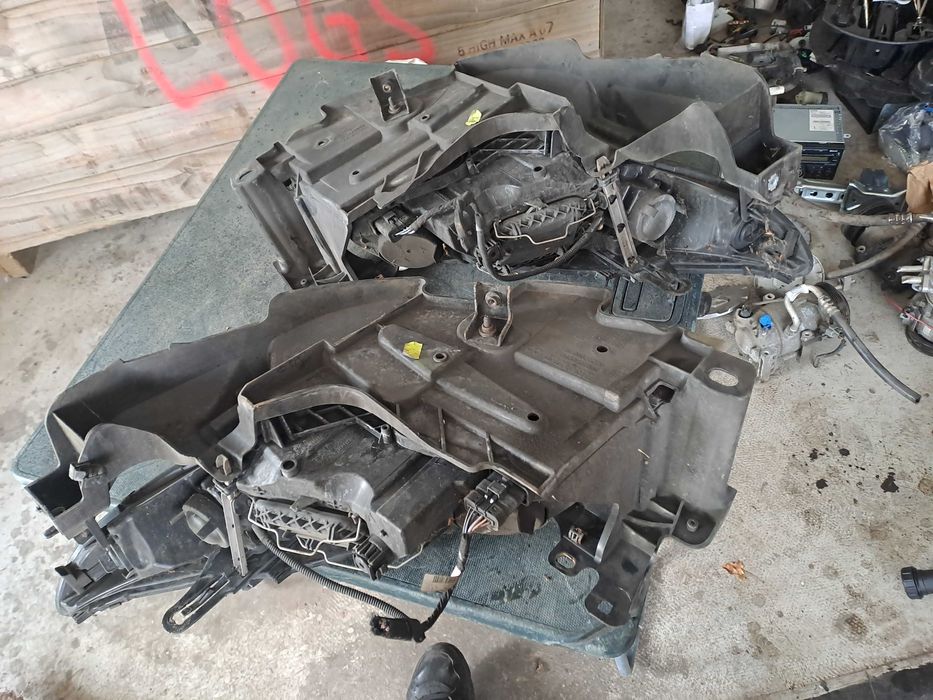 Far Stanga dreapta Faruri Renault Megane 3