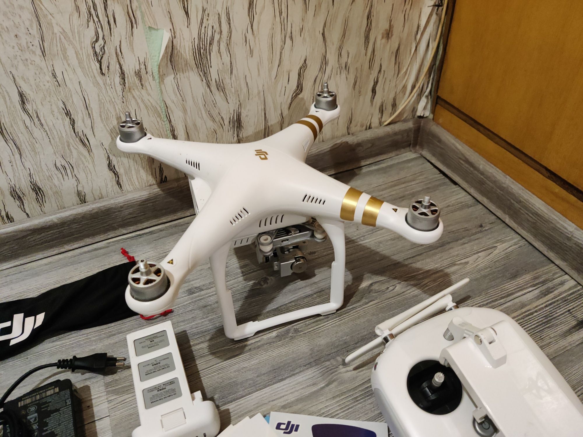 Дрон DJI Phantom 3 Professional
