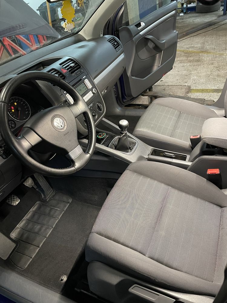 Vw golf 5 2007 1.9 tdi carte