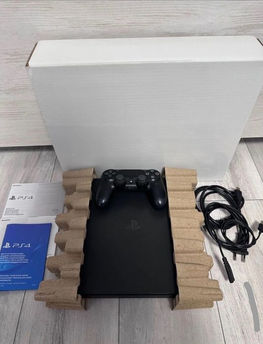 PlayStation 4 CA NOU!